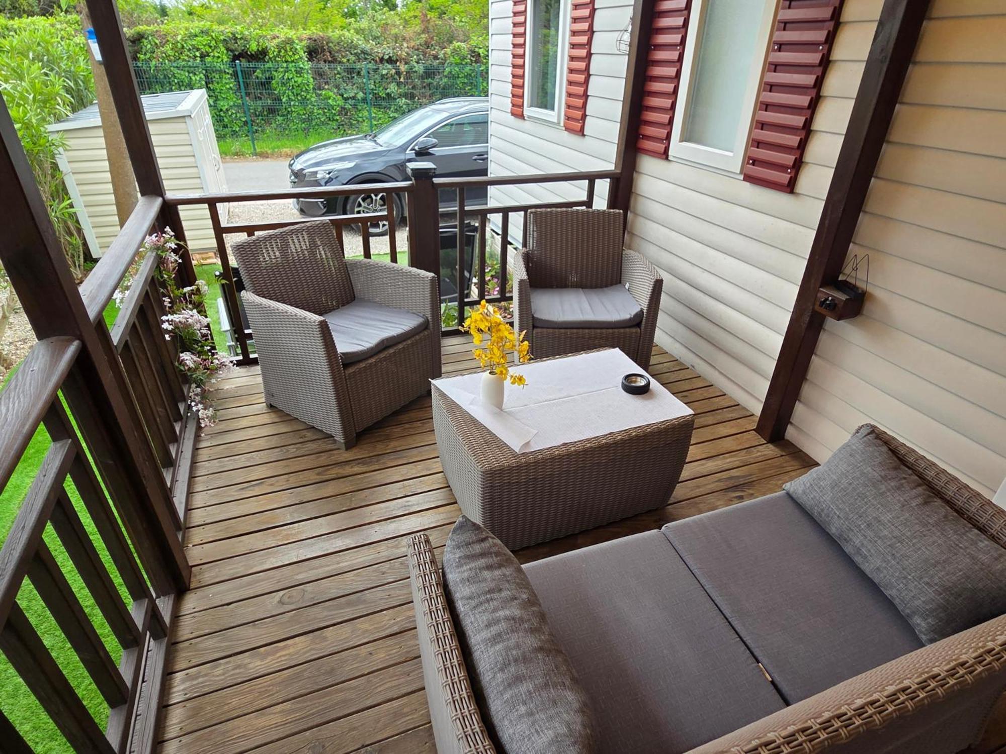 Fabuleux Mobil-Homme 4/6 Personnes Hotel Fréjus Екстериор снимка